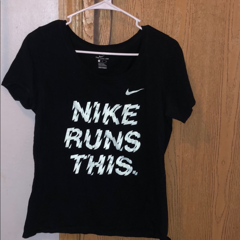 Nike T Shirt